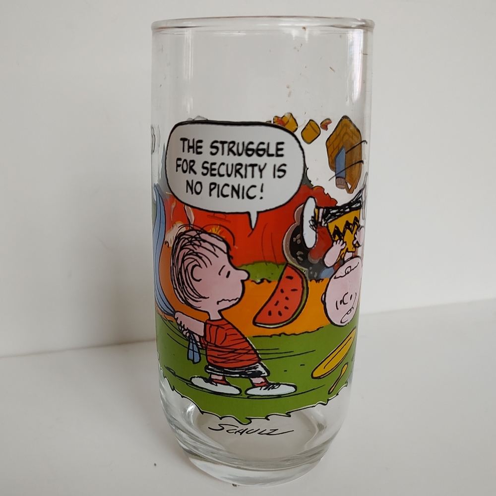 Peanuts® Characters Glass
